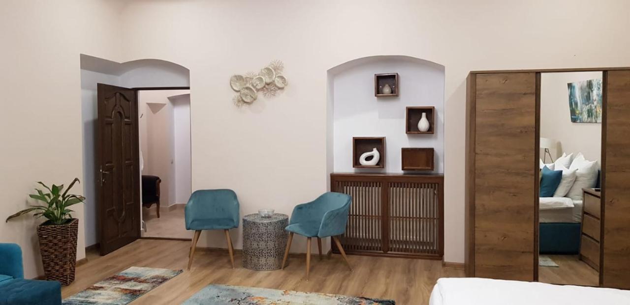 Apartament Imperial - Ultracentral - Jacuzzi Cu Hidromasaj Oradea